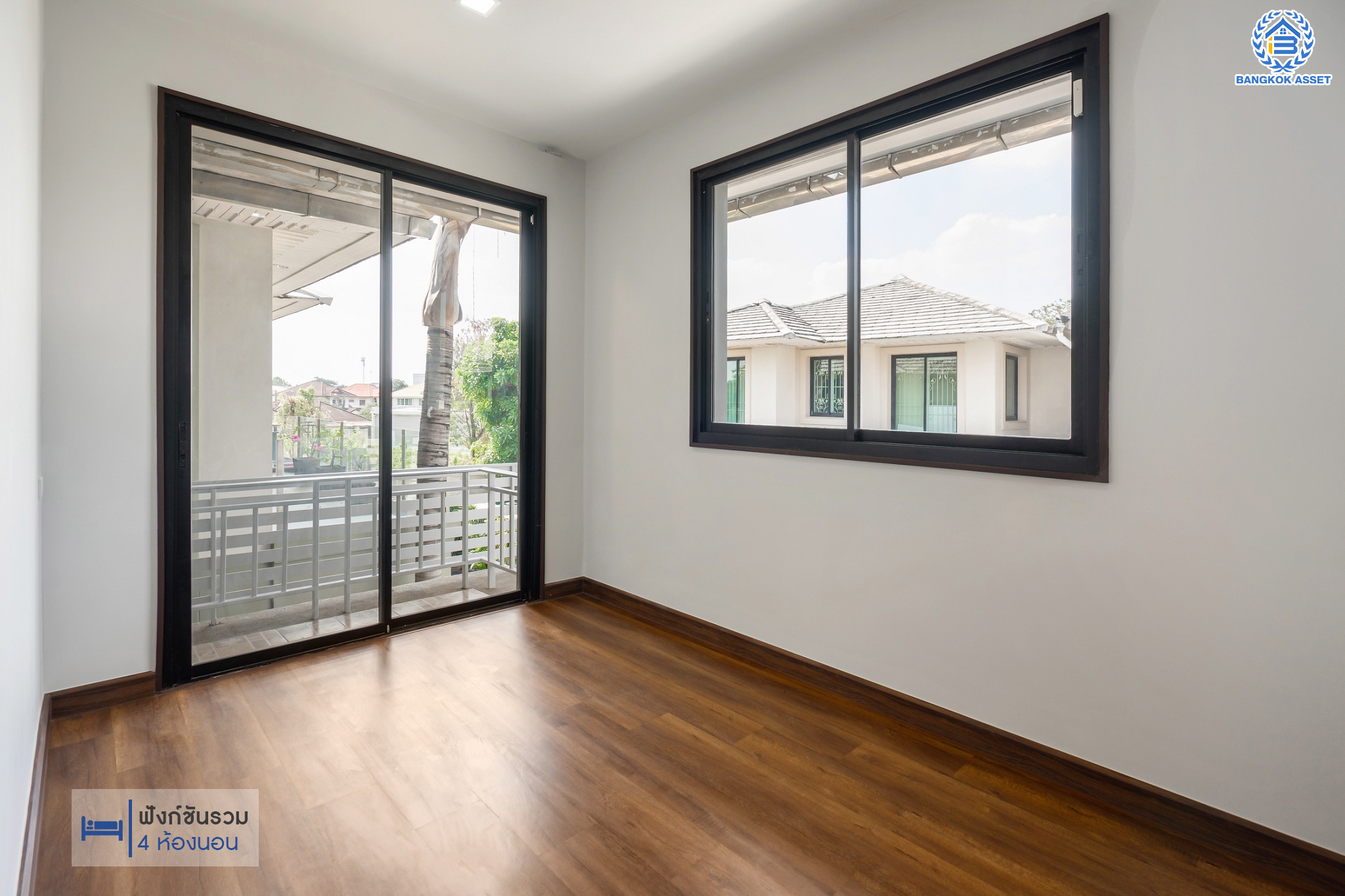 บ้านมือสองตกแต่งใหม่ ม.นราวัลล์ เกษตร-นวมินทร์ บ้านเดี่ยวหลังมุม เนื้อที่ 54.2 ตร.ว. ฟังก์ชันรวม 4 ห้องนอน 3 ห้องน้ำ 1 ห้องอเนกประสงค์ จอดรถได้ 2 คัน กว้างขวาง Built in Furniture พร้อมทุกการใช้งาน บนทำเลใจกลางเมือง! เชื่อมต่อทั้ง ถนนนวมินทร์, ถนนนวลจันทร์, ถ.ลาดพร้าว, ถ.รามอินทรา ใกล้ The Walk เกษตรนวมินทร์, ทางด่วนรามอินทรา และรถไฟฟ้าสายสีน้ำตาล "สถานีนวลจันทร์"